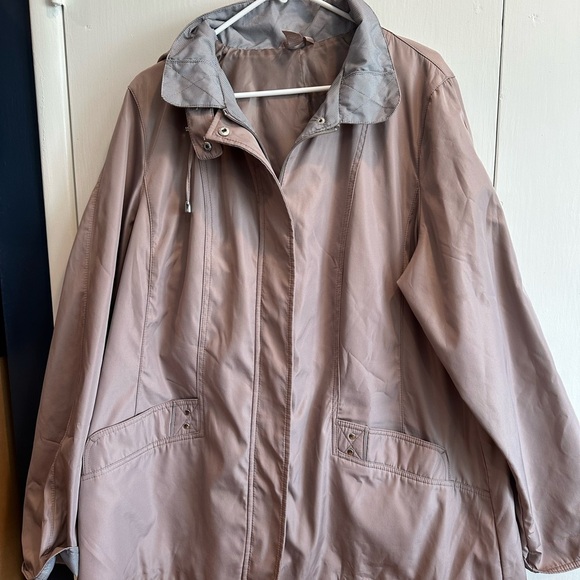 White Stag Women's Utility Jacket - Tan and Gray - Picture 2 of 6